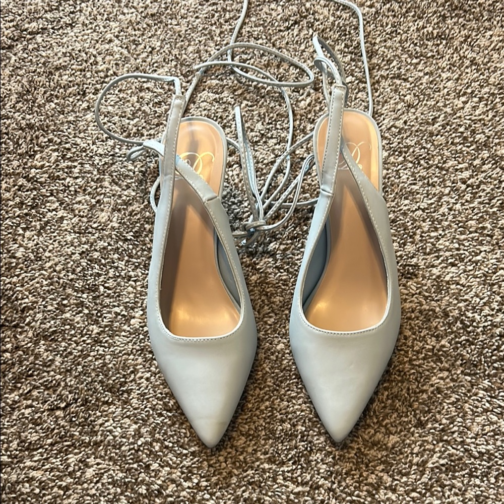 Dolce Vita Elegant Blue/Gray Tieback Heels with Pointed Toes